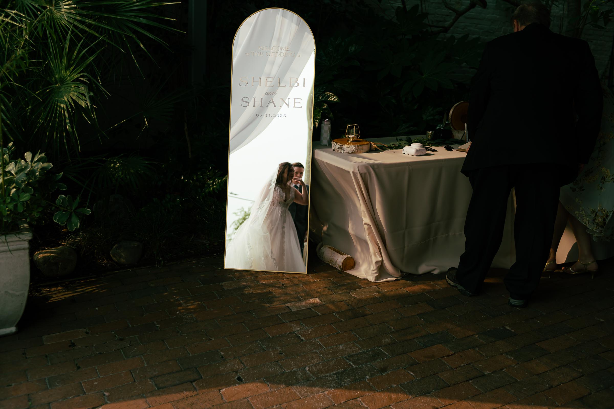 Wedding blink sequence